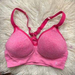 Danskin hot pink sports Bra size S